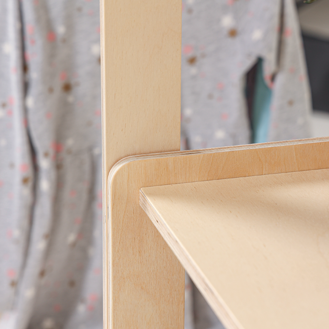 Montessori shelf Corner - KateHaa