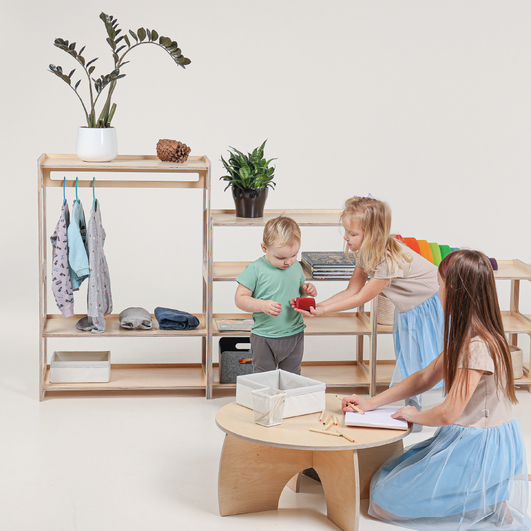 Montessori Table - KateHaa